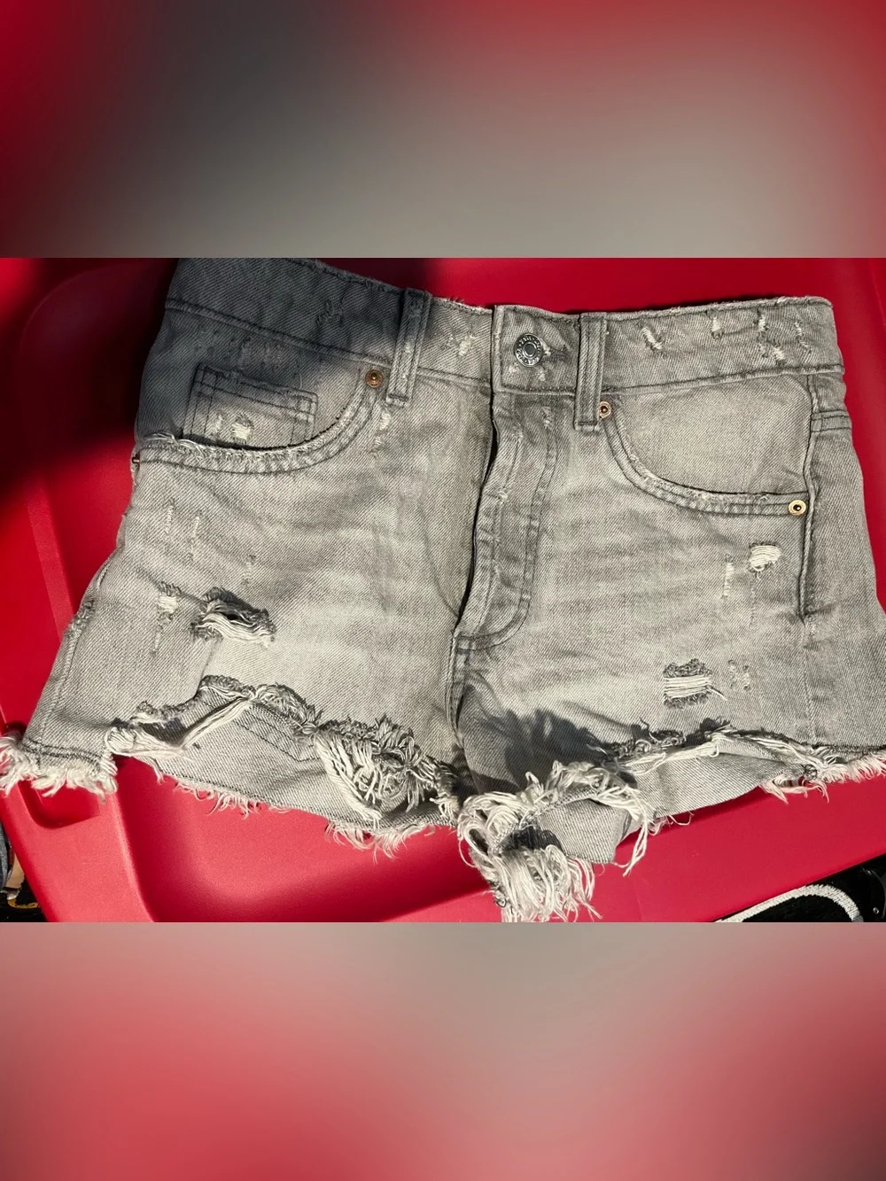 Zara 2PC TRF High-Waisted Distressed heavily frayed, raw, Denim Shorts SZ 2